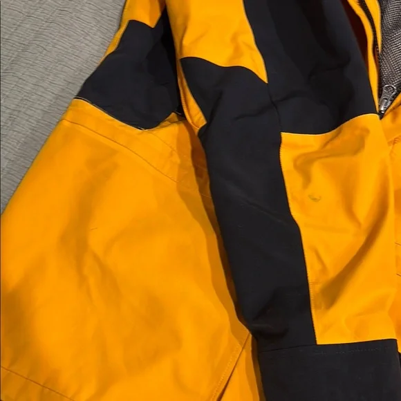 The North Face Men's 1994 retro mountain Futurelight jacket - Picture 5 of 8